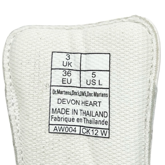 New Dr. Martens Devon Heart Platform White Leather Ankle Boots Kid’s Size 4 (36) - Picture 9 of 11
